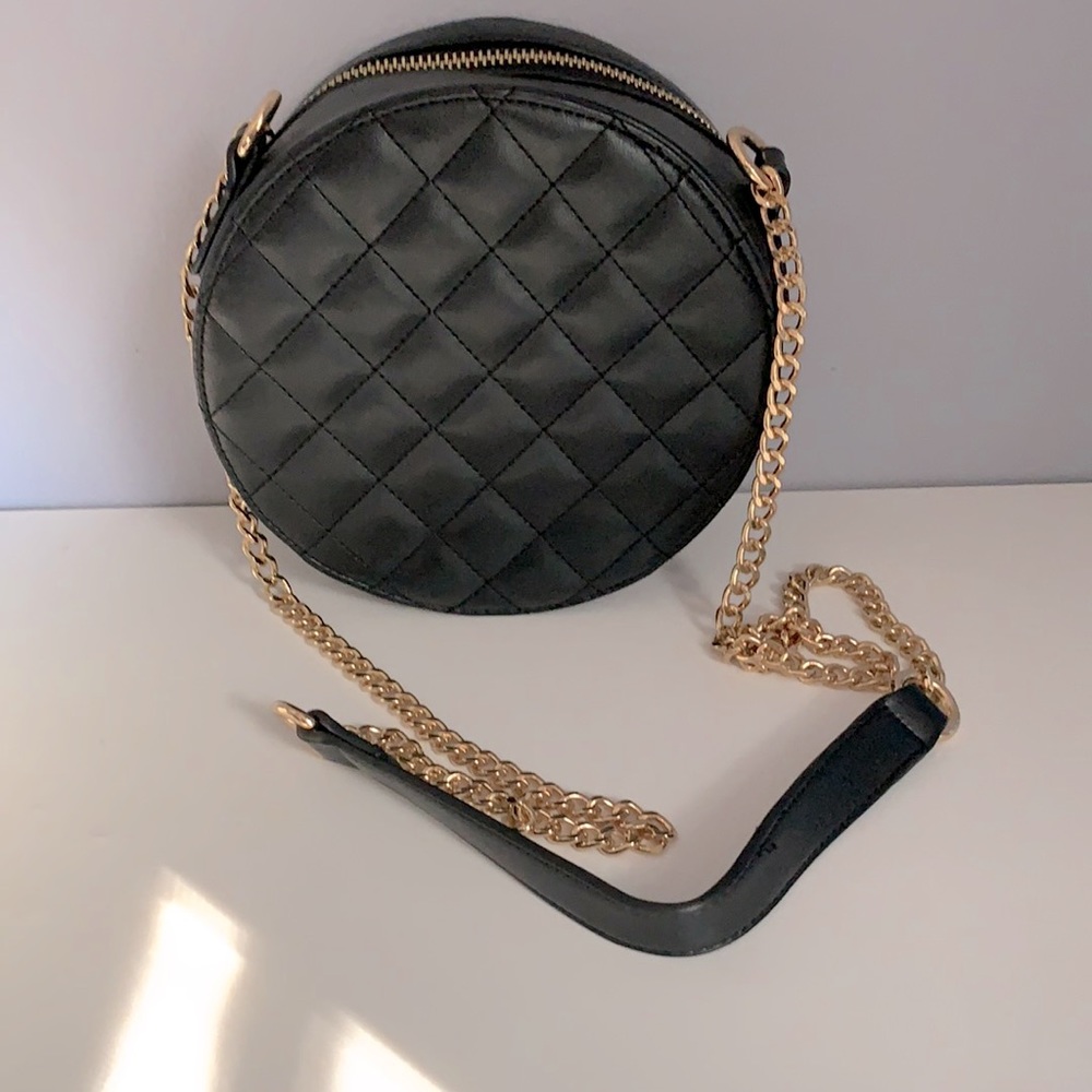 Black crossbody shoulder bag